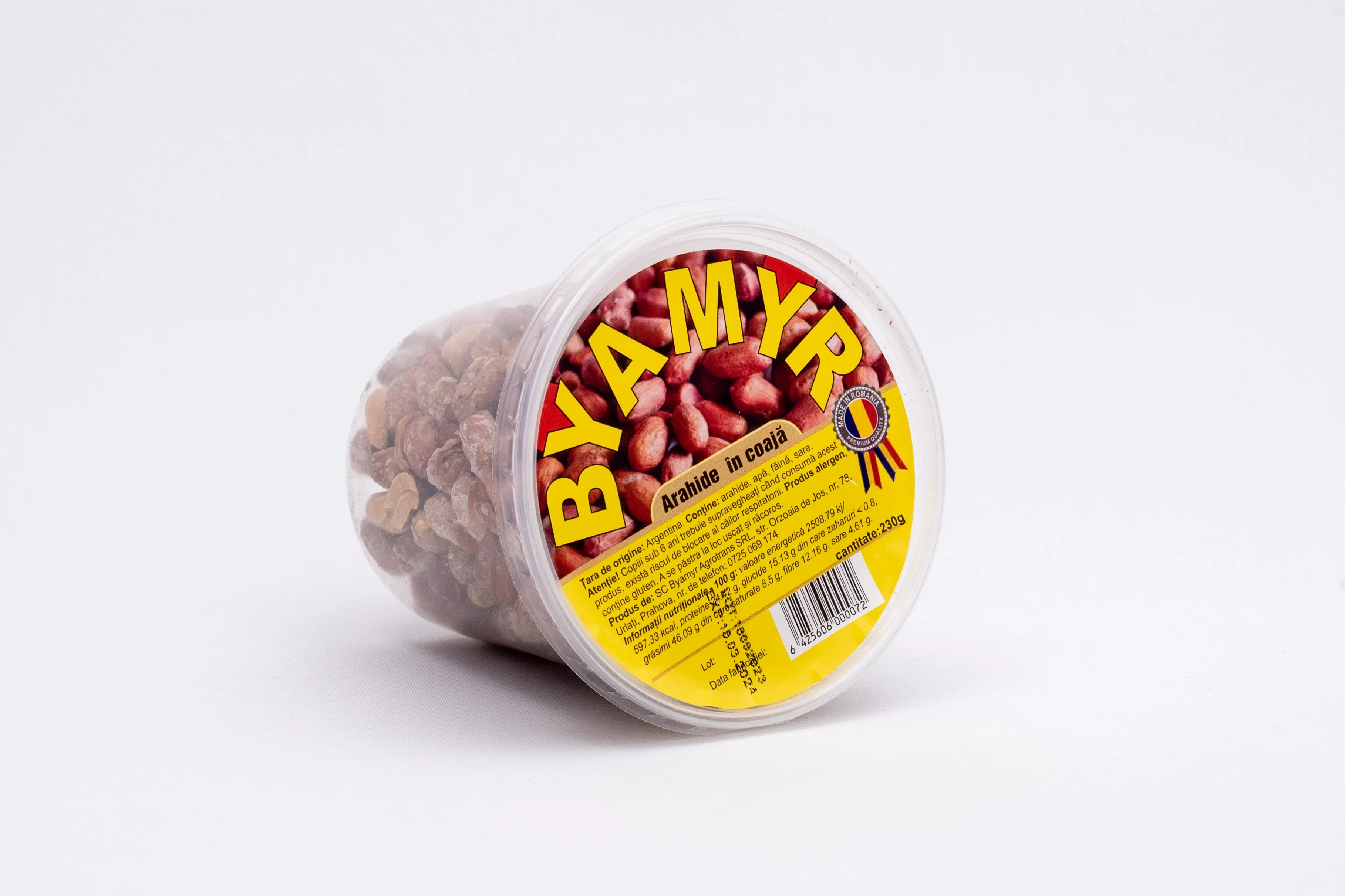 Imagine reprezentativă: un produs bine iluminat pe un fundal curat, cu un indicator de creștere a vânzărilor, simbolizând impactul fotografiei de produs în e-commerce.